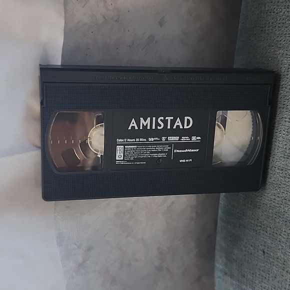 VHS TAPE - "AMISTAD" Morgan Freeman/Anthony Hopkind Movie - Picture 3 of 4